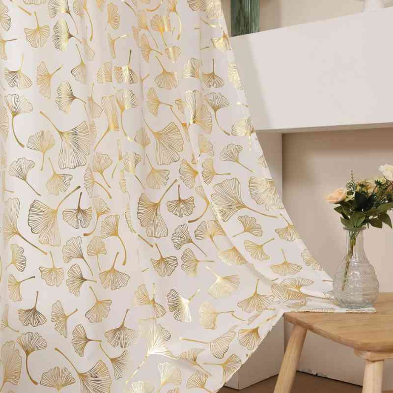 Ravissant voilage blanc avec motifs de fleurs de ginko dorés